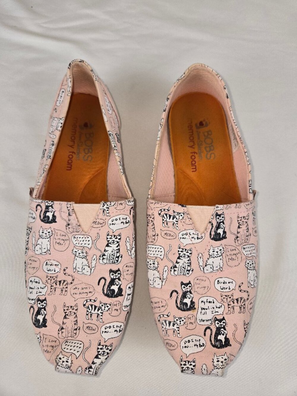 Bob's by Skechers Sz 8.5 "Quote Me" Light Pink Cat Print Slip On Sneaker Flats